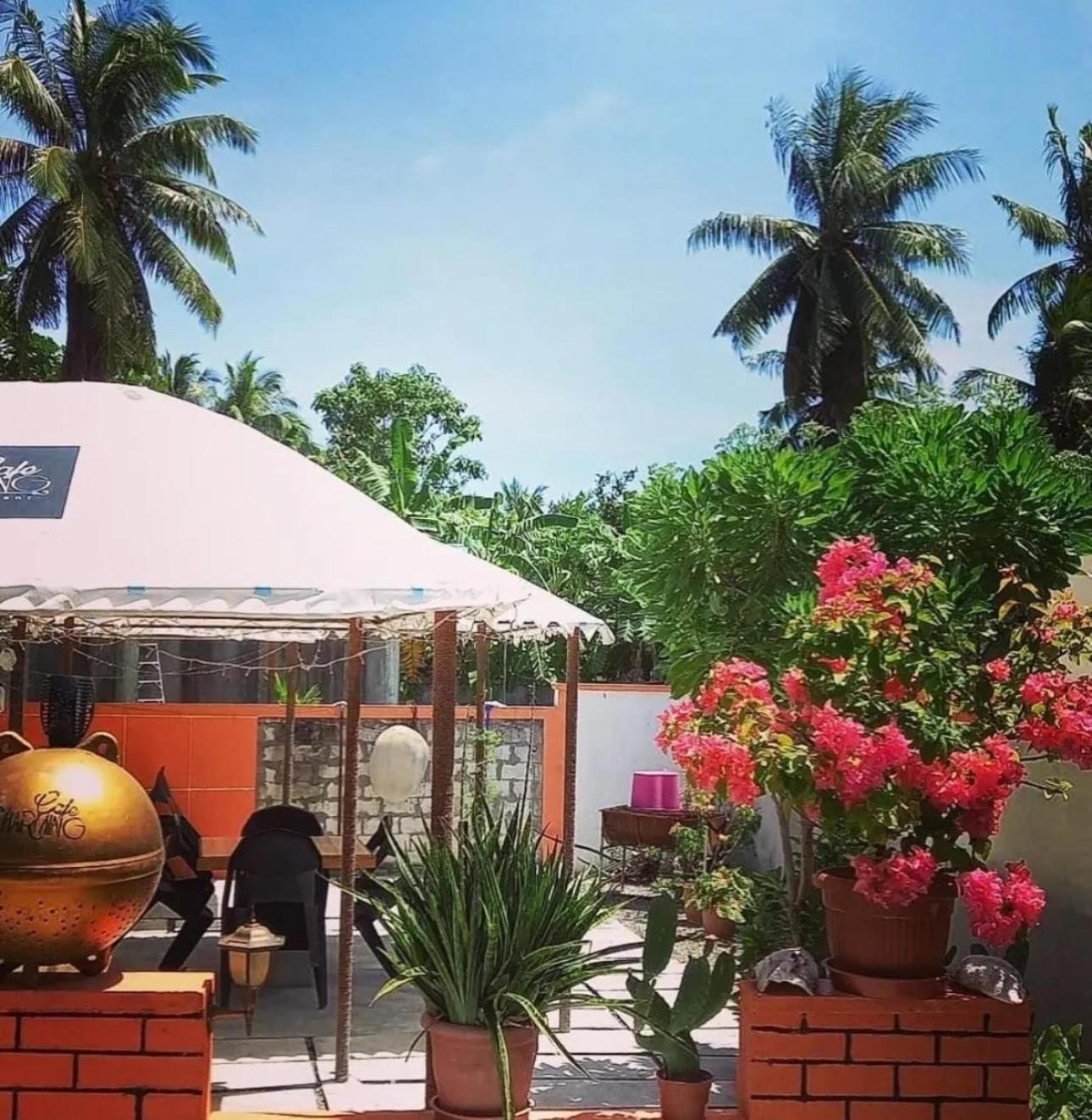Charming Holiday Lodge- Addu Atoll Meedhoo, Maldives Kültér fotó