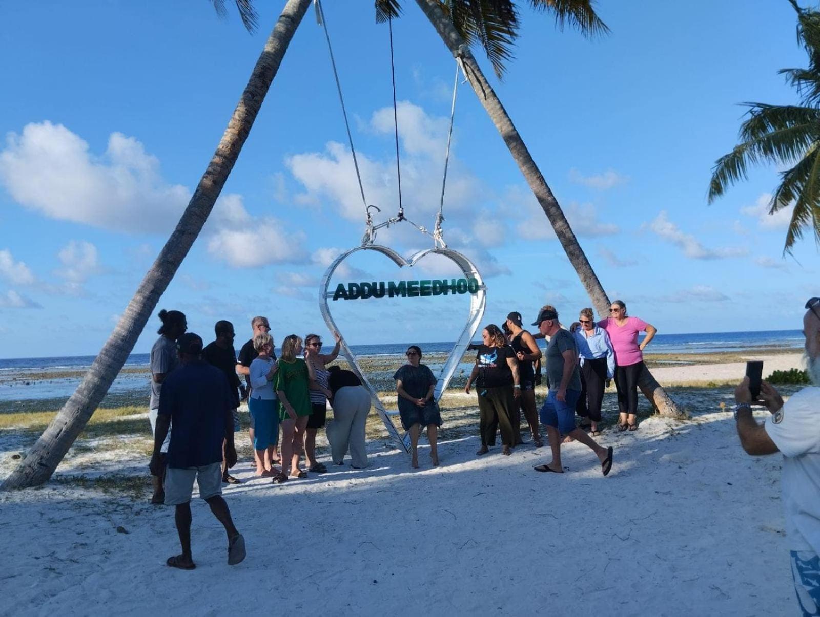 Charming Holiday Lodge- Addu Atoll Meedhoo, Maldives Kültér fotó