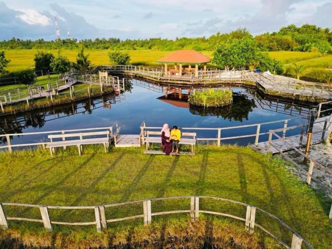 Charming Holiday Lodge- Addu Atoll Meedhoo, Maldives Kültér fotó
